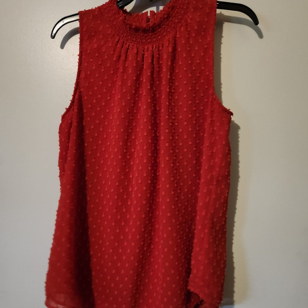 Red high necked tank